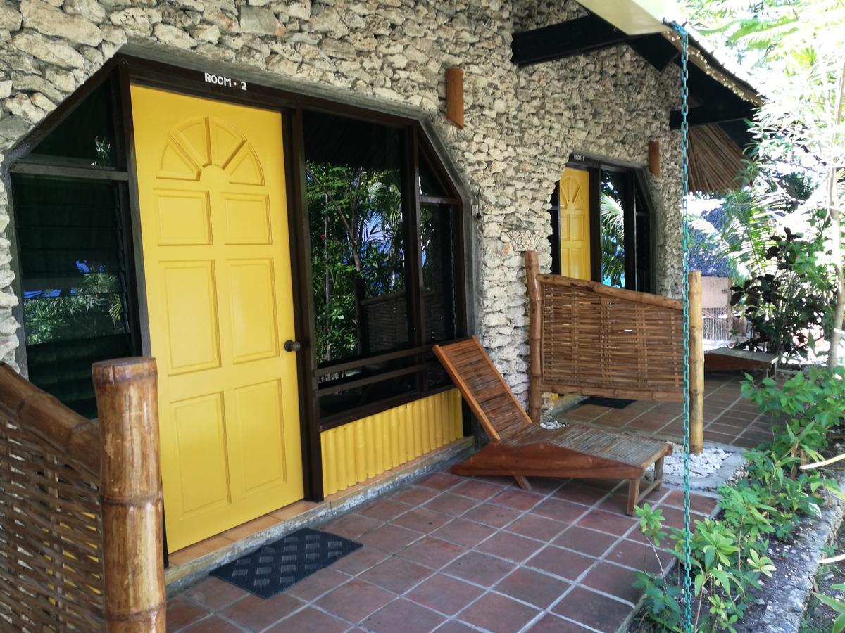 Ravenala Beach Bungalows Moalboal Exterior foto